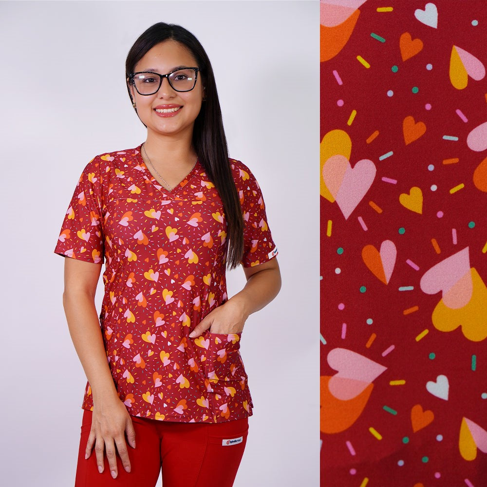 Delantal Mujer tela elasticada estampada Corazones. Rojo - Art. 2524