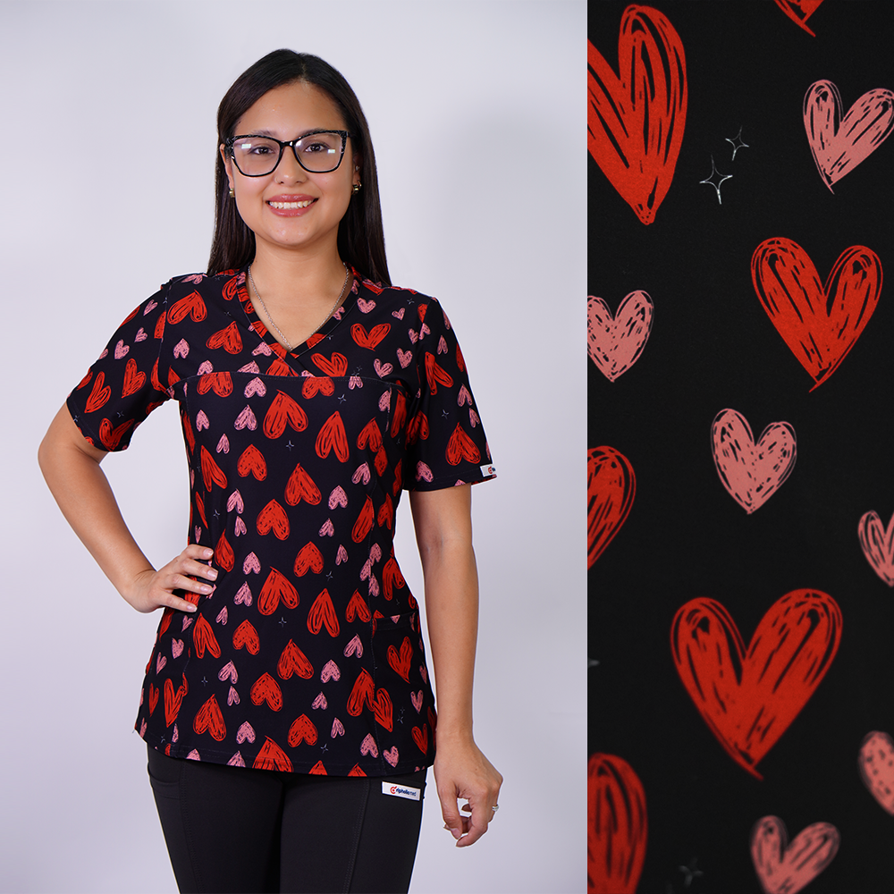 Delantal Mujer tela elasticada estampada Corazones. Combina con NEGRO Y ROJO - Art. 2533